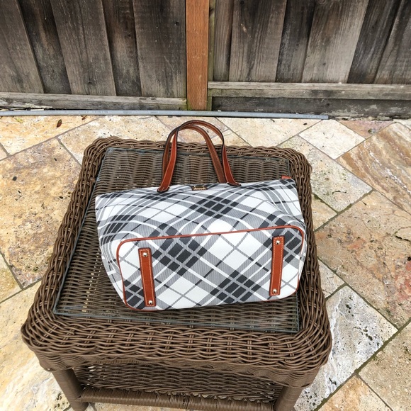 NWT Dooney&Bourke plaid large handbag - Picture 5 of 7